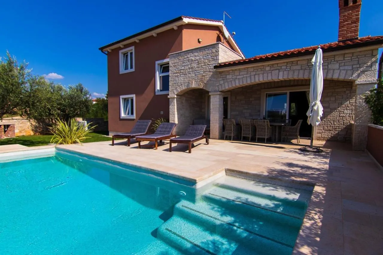 Villa Dominika Kaštelir Kroatien