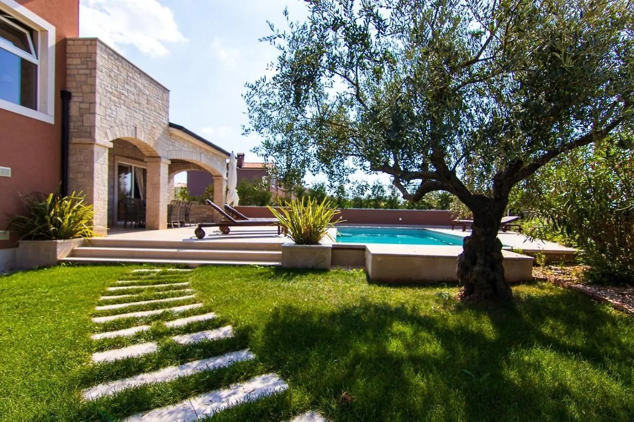 Villa Dominika Kaštelir